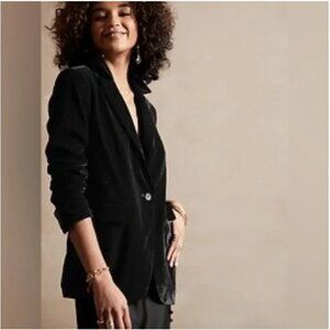 Banana Republic Factory Black Velvet 'Long and Lean' Blazer - Size 10